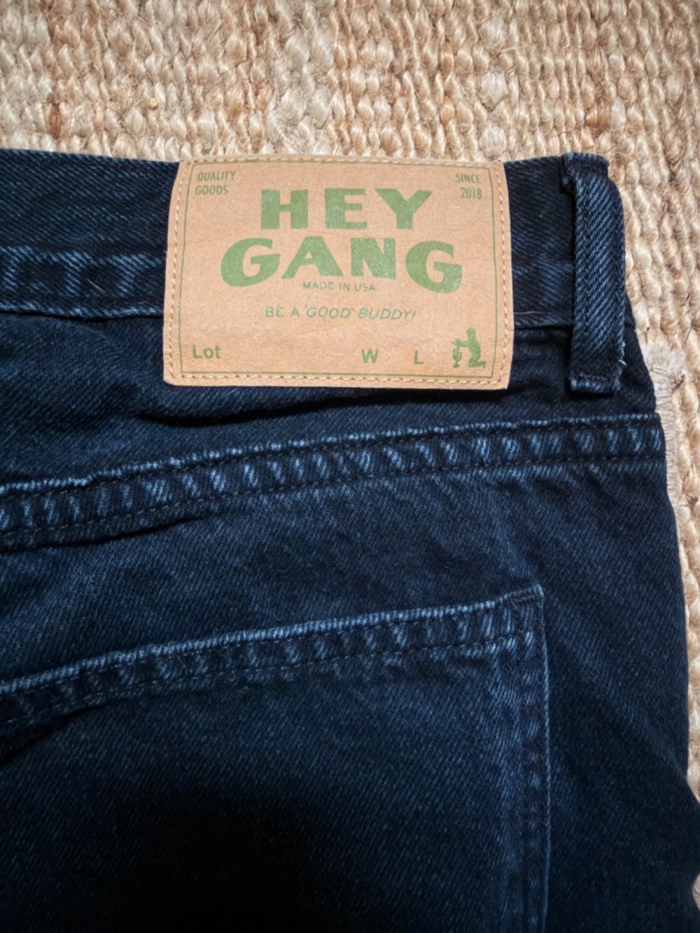 Hey Gang "The Loose Crop" Jeans in Washed Black size 28 - Picture 8 of 8